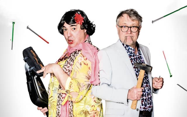 Osm eur na hodinu – úvodní obrázek